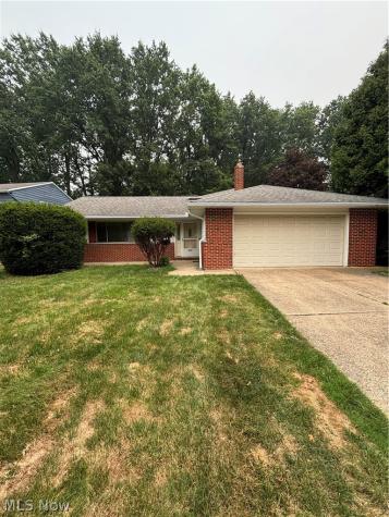 4585 Wilburn Drive South Euclid OH 44121