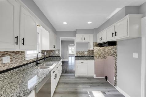 7514 Bertha Avenue Parma OH 44129