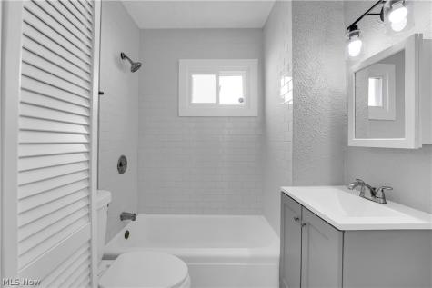 7514 Bertha Avenue Parma OH 44129