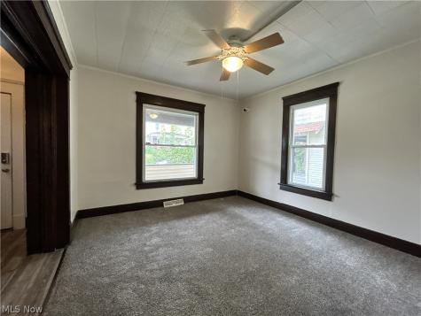 1303 Oregon Avenue Steubenville OH 43952