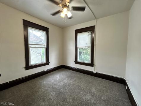 1303 Oregon Avenue Steubenville OH 43952