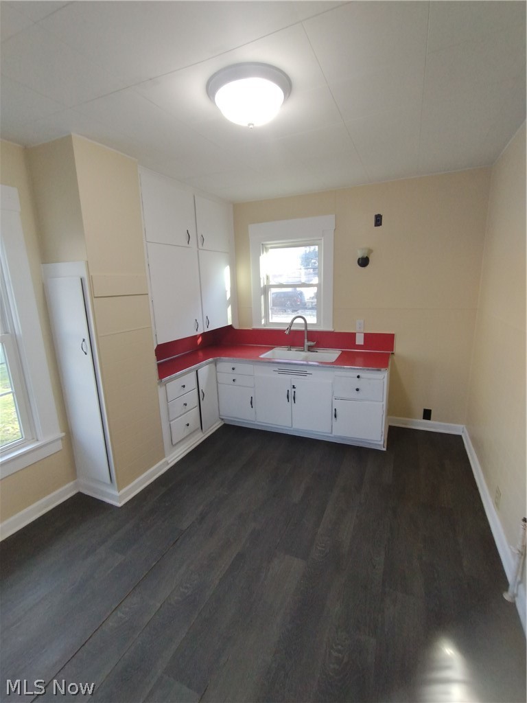 329 SE Charles Avenue Warren OH 44410