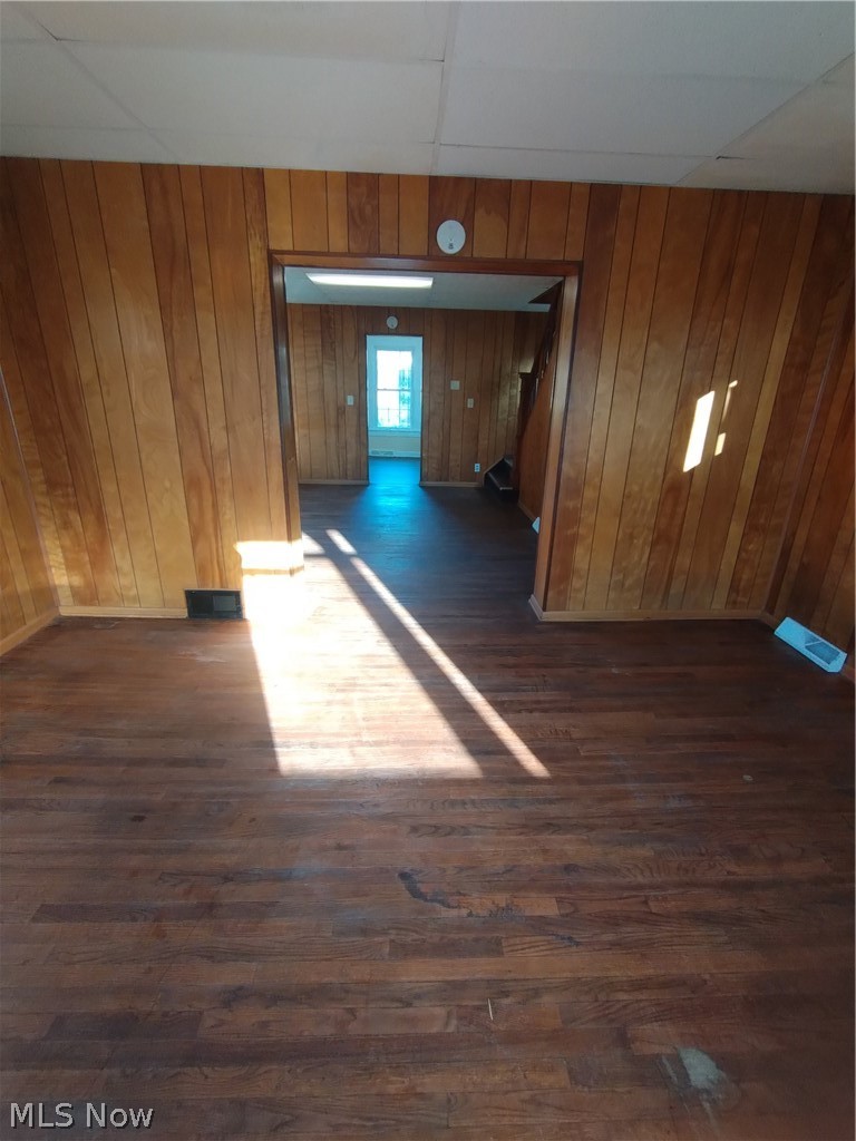 329 SE Charles Avenue Warren OH 44410