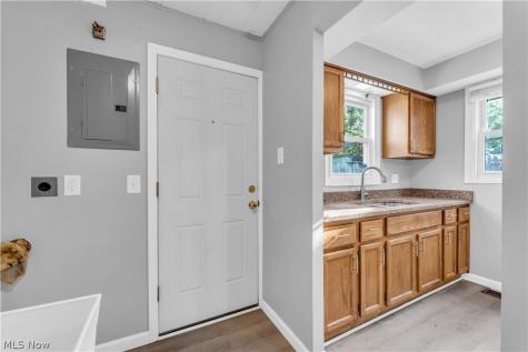 3705 Wetzel Avenue Cleveland OH 44109