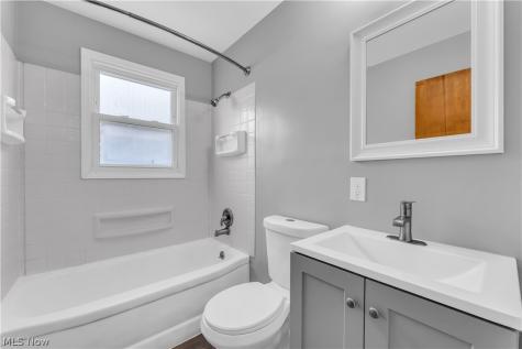3705 Wetzel Avenue Cleveland OH 44109