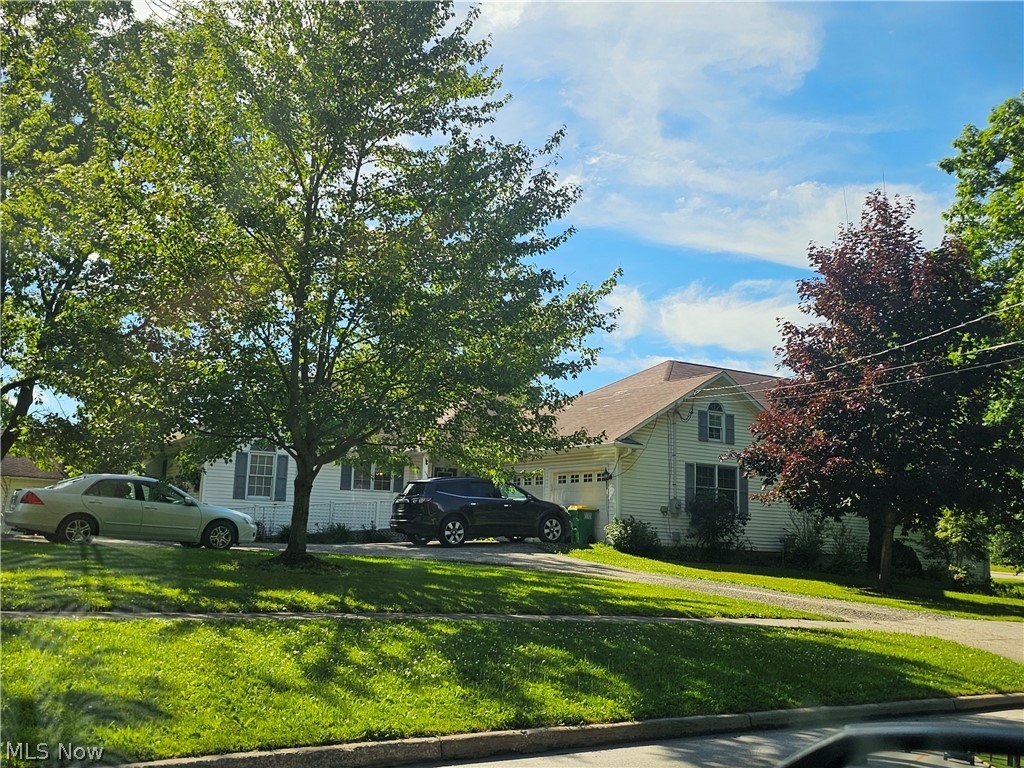 15050 Lake Avenue Middlefield OH 44062