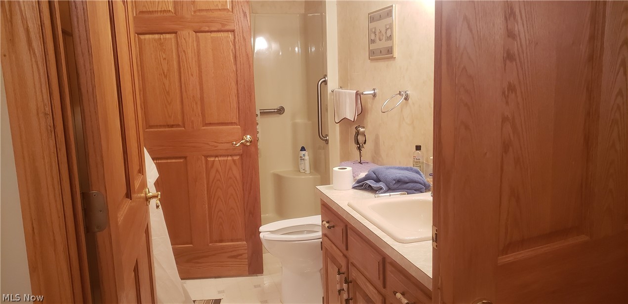 15050 Lake Avenue Middlefield OH 44062