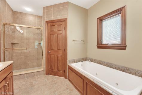 29998 Hilliard Boulevard Westlake OH 44145