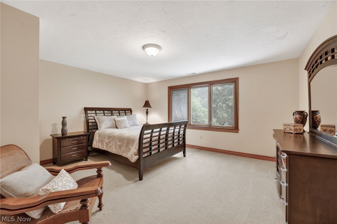 29998 Hilliard Boulevard Westlake OH 44145