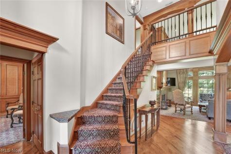 29998 Hilliard Boulevard Westlake OH 44145