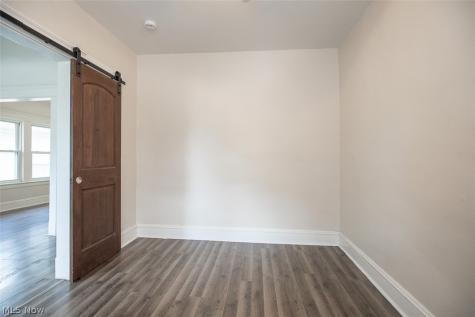 1545 Coutant Avenue Lakewood OH 44107