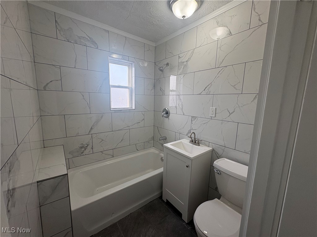 14236 Lakeshore Boulevard Cleveland OH 44110
