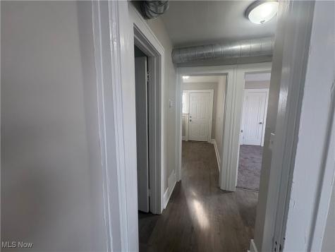 14236 Lakeshore Boulevard Cleveland OH 44110