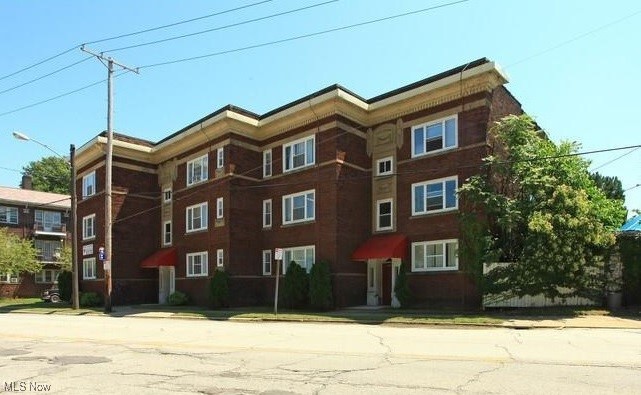 14236 Lakeshore Boulevard Cleveland OH 44110