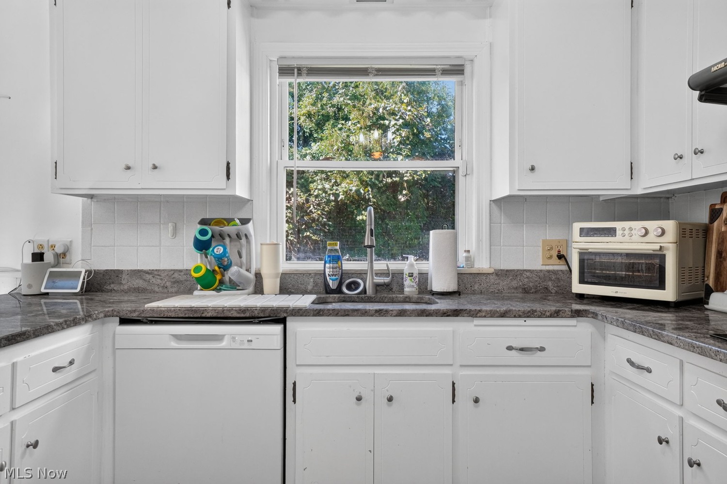2606 Larchmont Road Beachwood OH 44122