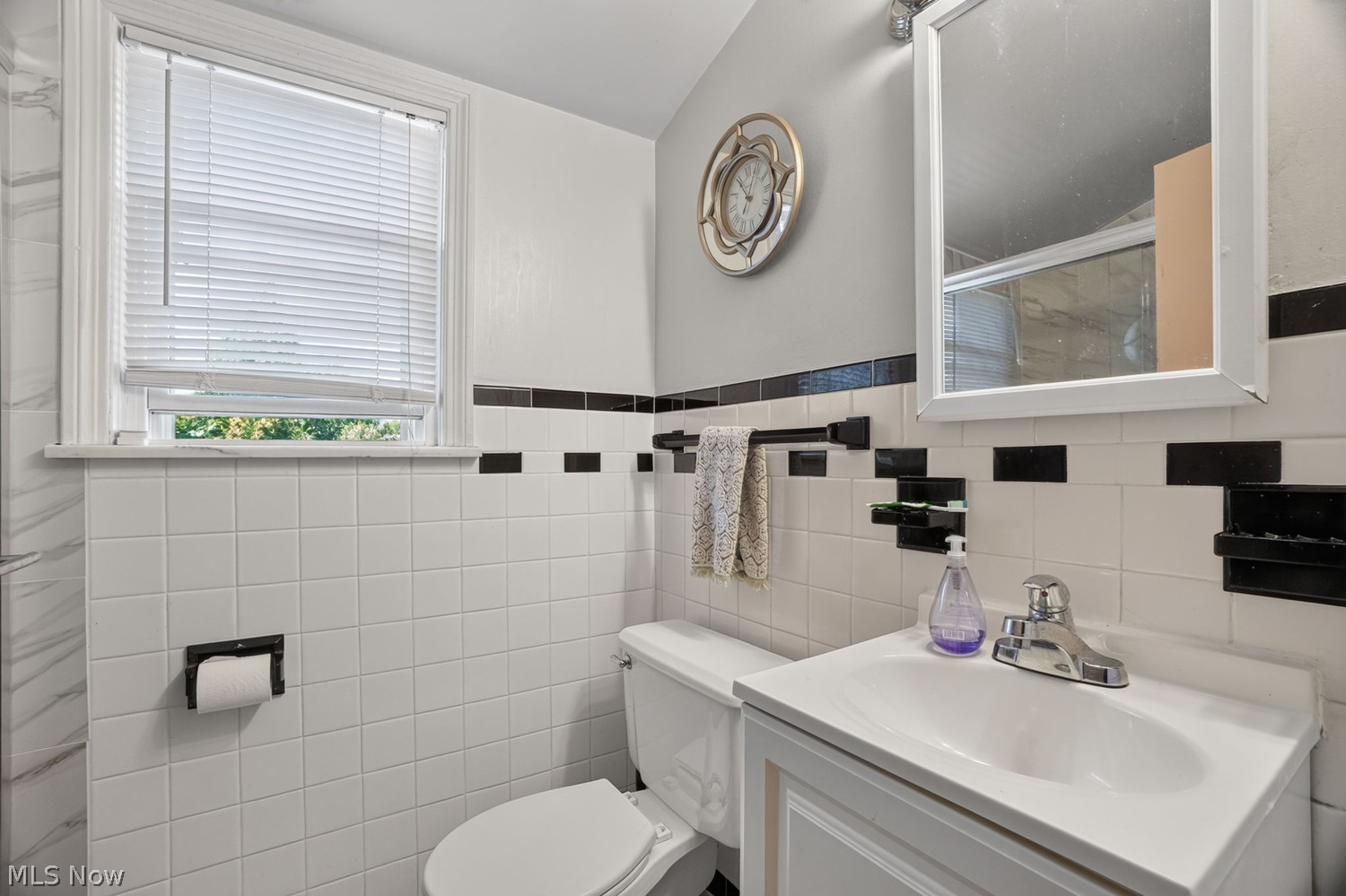 2606 Larchmont Road Beachwood OH 44122