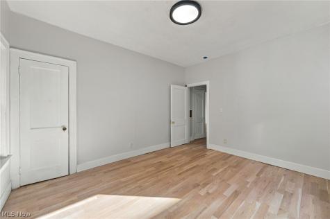 3379 Euclid Heights Boulevard Cleveland Heights OH 44118