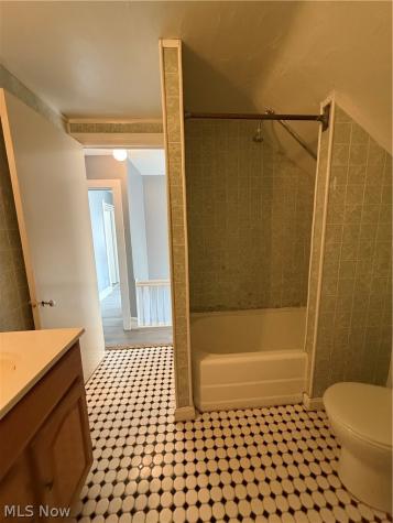 3860 W 37th Street Cleveland OH 44109