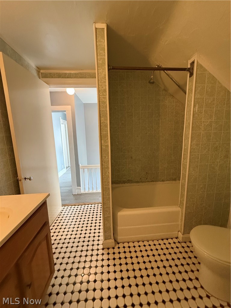 3860 W 37th Street Cleveland OH 44109