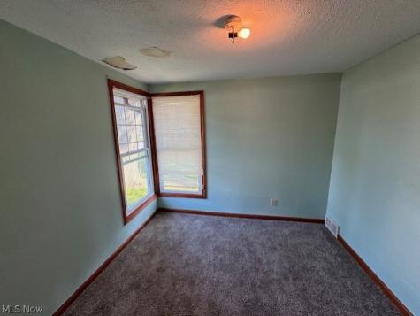 856 Peach Boulevard Willoughby OH 44094