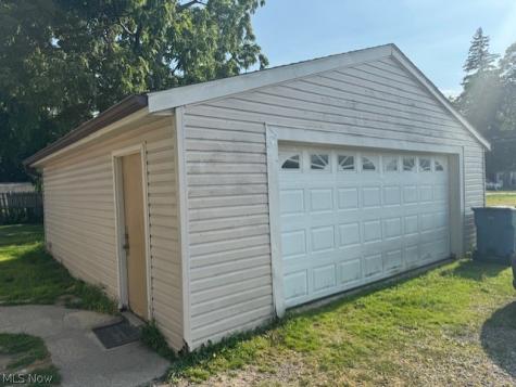 856 Peach Boulevard Willoughby OH 44094