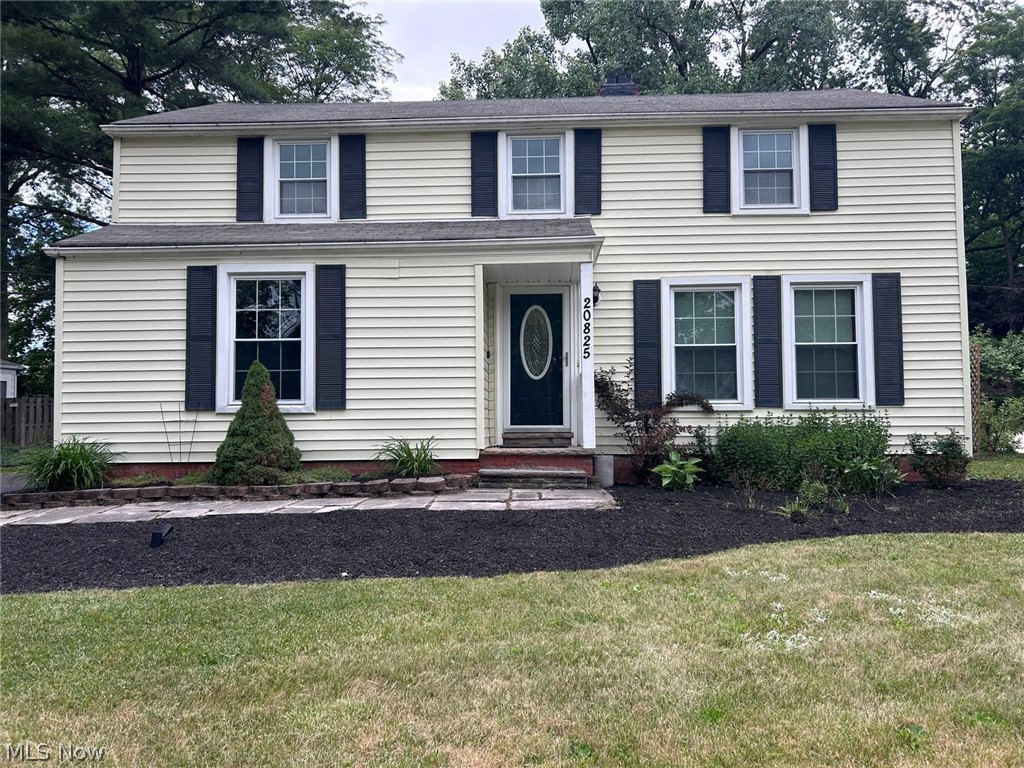 20825 Farnsleigh Road Shaker Heights OH 44122