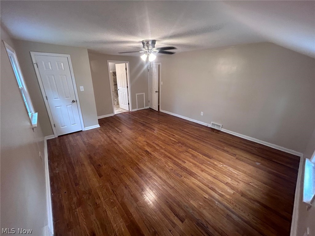 20825 Farnsleigh Road Shaker Heights OH 44122