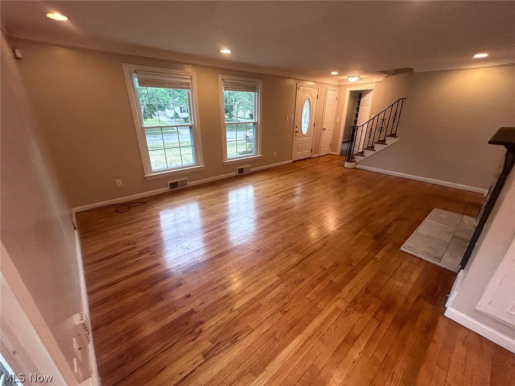 20825 Farnsleigh Road Shaker Heights OH 44122