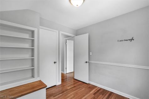 1130 Haselton Road Cleveland Heights OH 44121