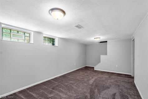 1130 Haselton Road Cleveland Heights OH 44121