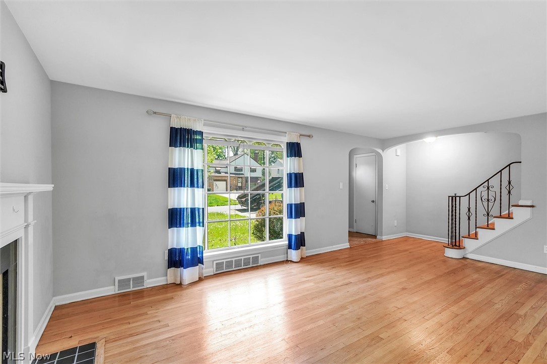 1130 Haselton Road Cleveland Heights OH 44121