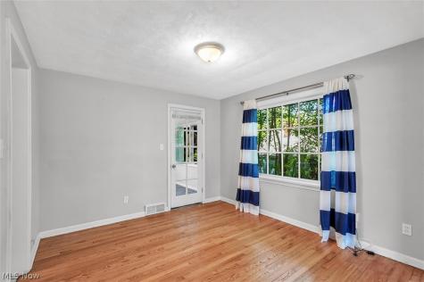 1130 Haselton Road Cleveland Heights OH 44121