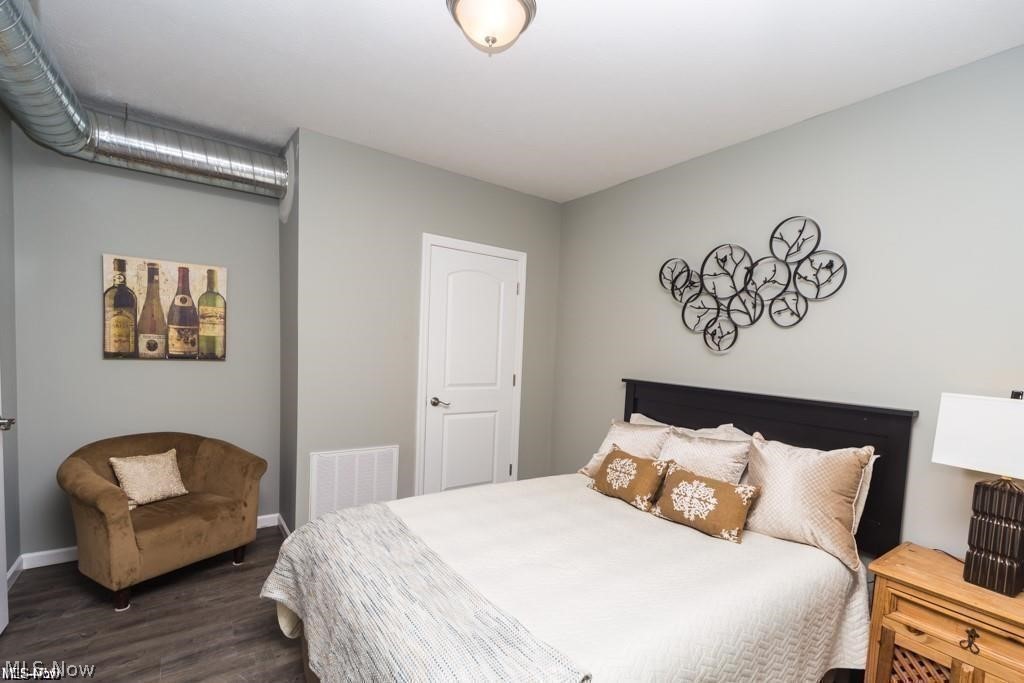 14814 Clifton Boulevard Lakewood OH 44107