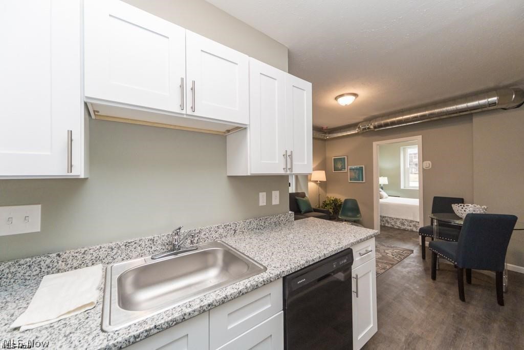 14814 Clifton Boulevard Lakewood OH 44107