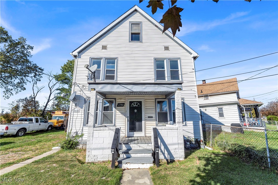 11702 Brookfield Avenue Cleveland OH 44135