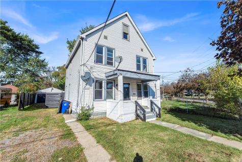11702 Brookfield Avenue Cleveland OH 44135