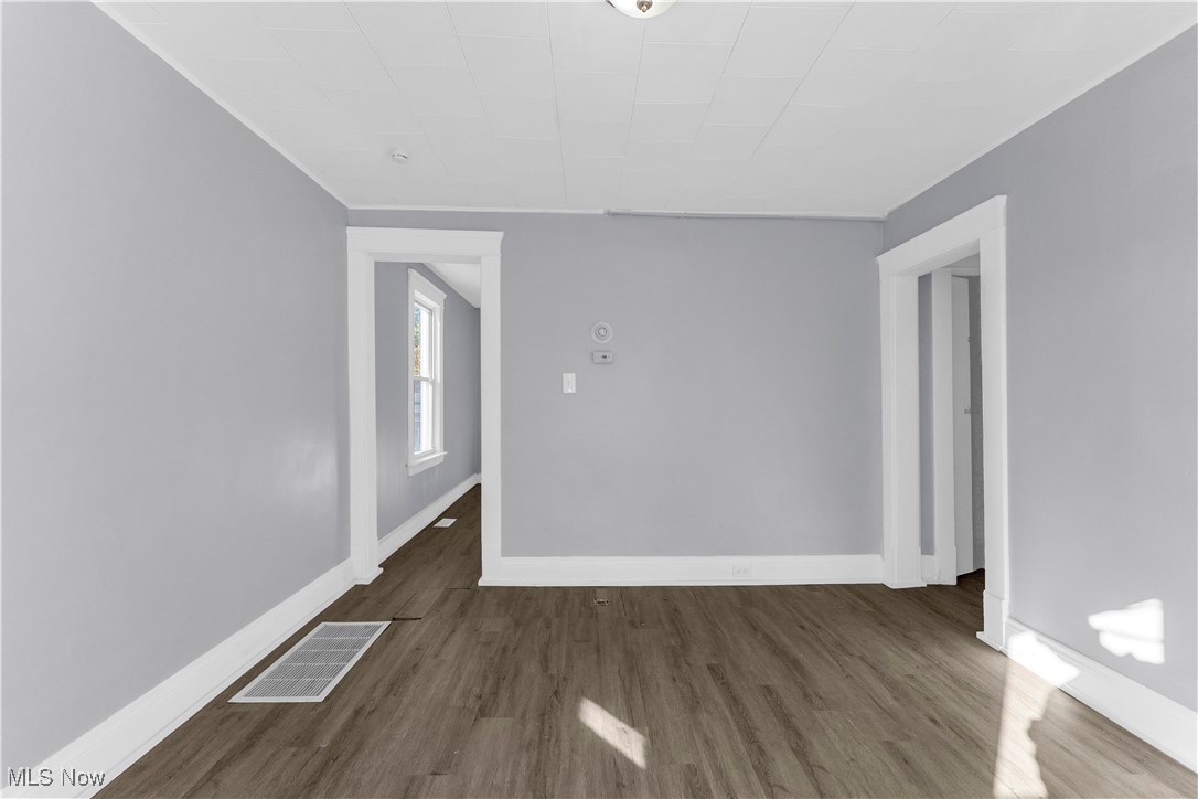 11702 Brookfield Avenue Cleveland OH 44135