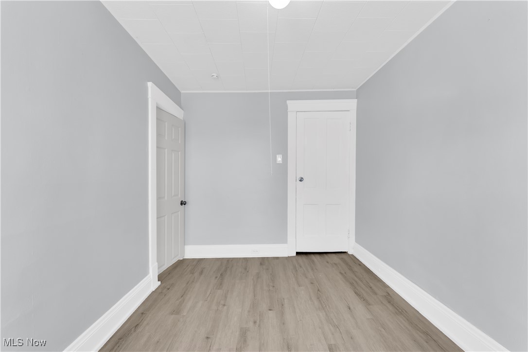 11702 Brookfield Avenue Cleveland OH 44135