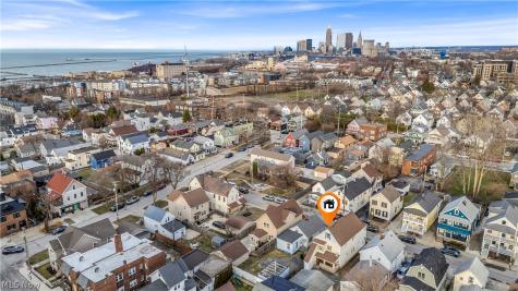1330 W 67 Street Cleveland OH 44102