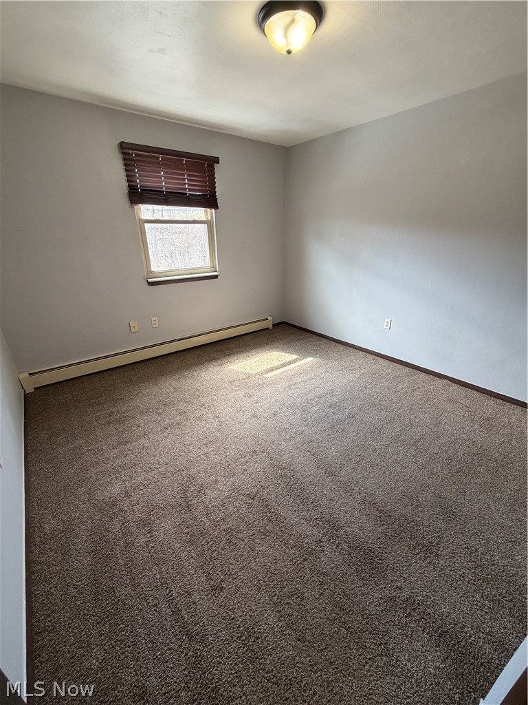 249 Folsom Street Champion OH 44483