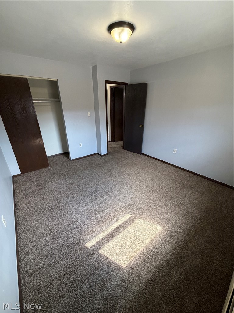 249 Folsom Street Champion OH 44483