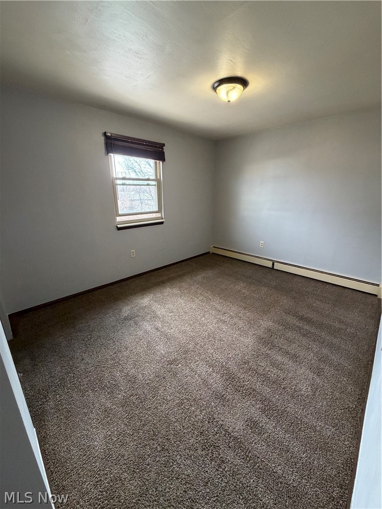 249 Folsom Street Champion OH 44483