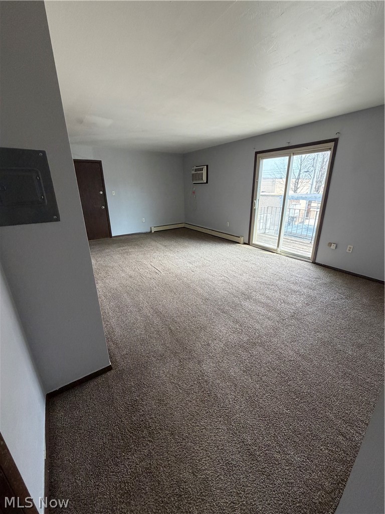 249 Folsom Street Champion OH 44483