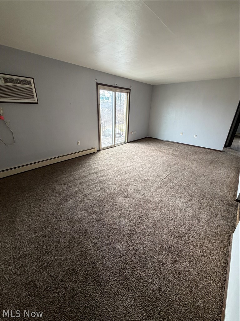 249 Folsom Street Champion OH 44483