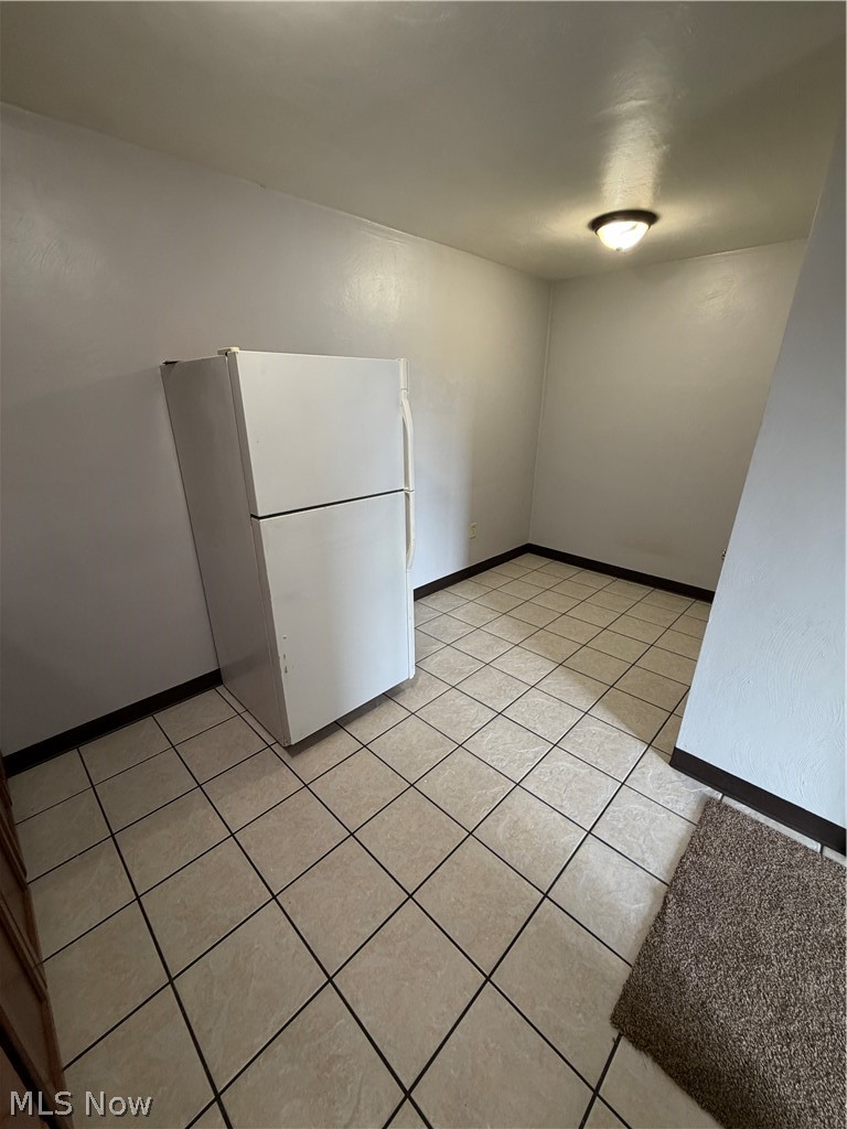 249 Folsom Street Champion OH 44483