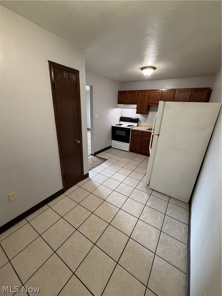 249 Folsom Street Champion OH 44483
