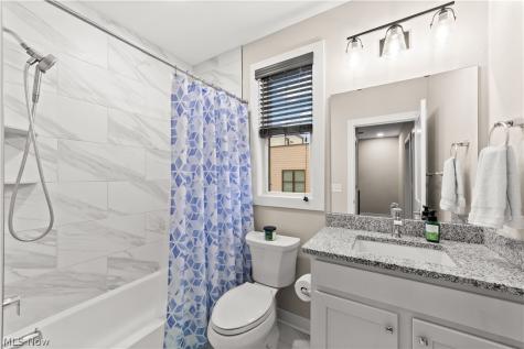 11202 North Park Place Cleveland OH 44104