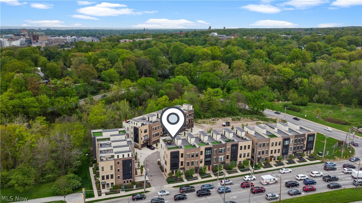 11202 North Park Place Cleveland OH 44104