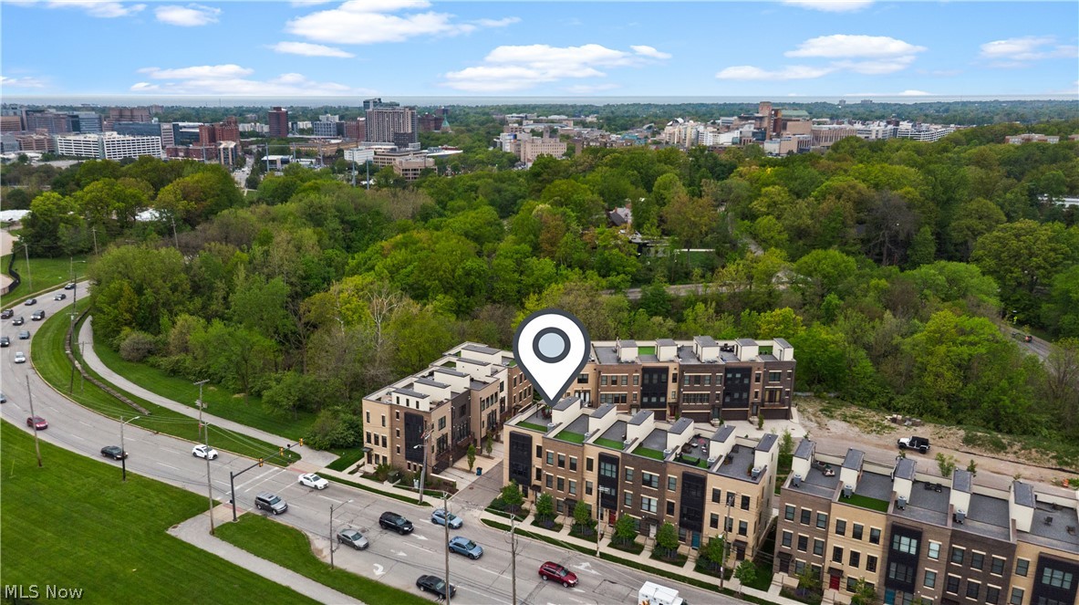 11202 North Park Place Cleveland OH 44104