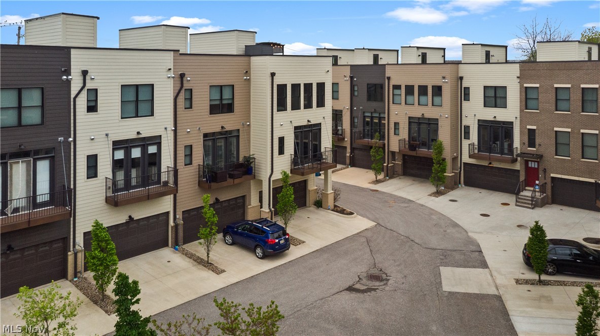 11202 North Park Place Cleveland OH 44104
